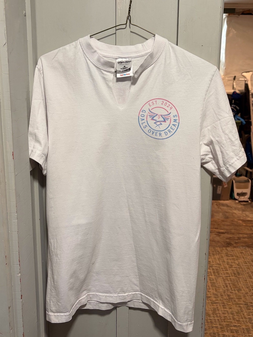 Womens Shaka wear shirt size m